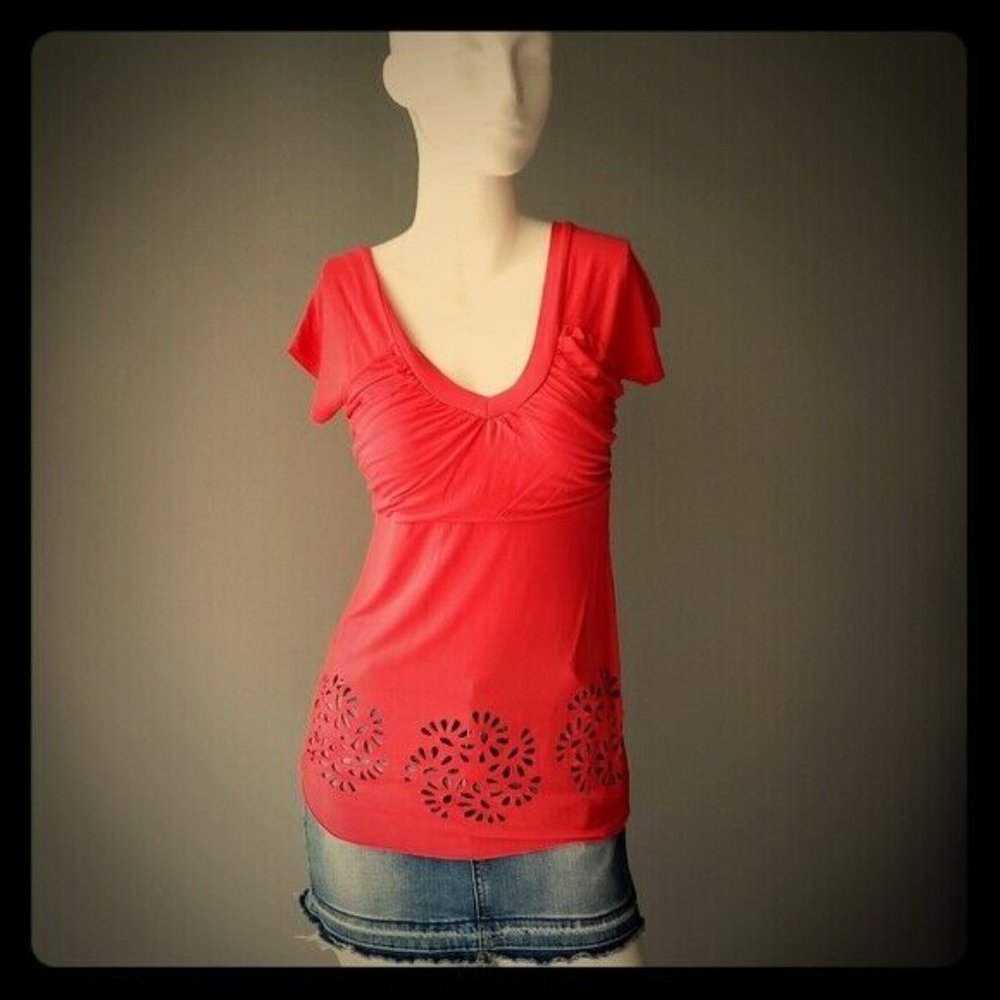 Cute red shirt